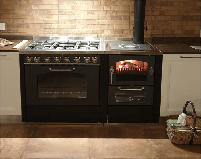 Cuisinière un côté bois/ électrique 