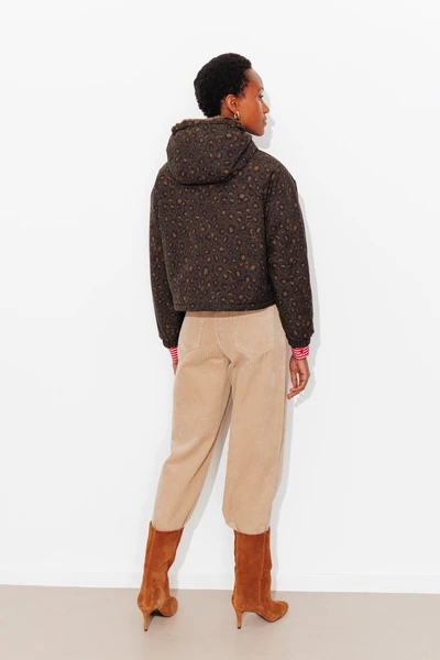 Blouson léopard à capuche