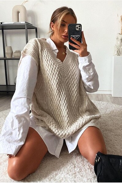 Robe pull beige sans manches en mailles - Brentiny Paris