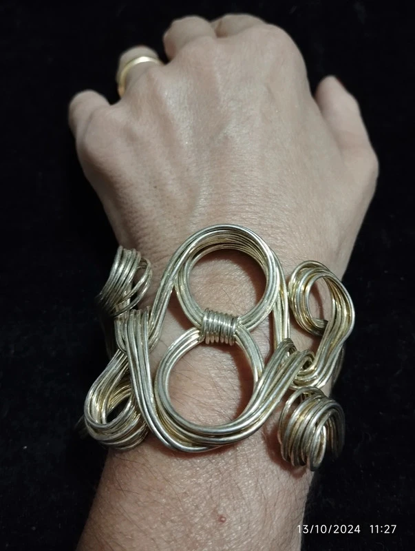 Bracciale lavorato