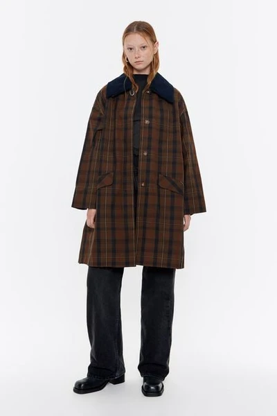 Trench carreaux marron