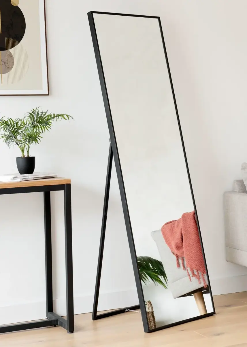 Miroir sur pied