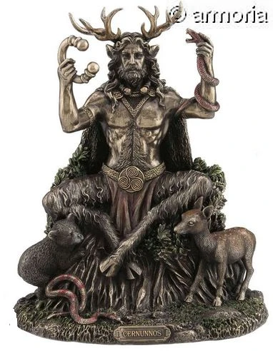 Figurine Cernunnos assis et Animaux Marque Veronese
