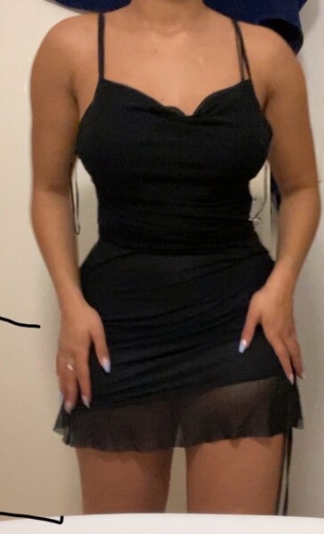 Robe froncé à mesh TAILLE 38