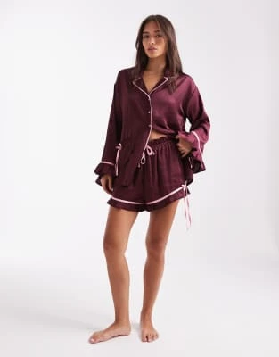 Miss Selfridge - Ensemble de pyjama satiné avec short - Figue