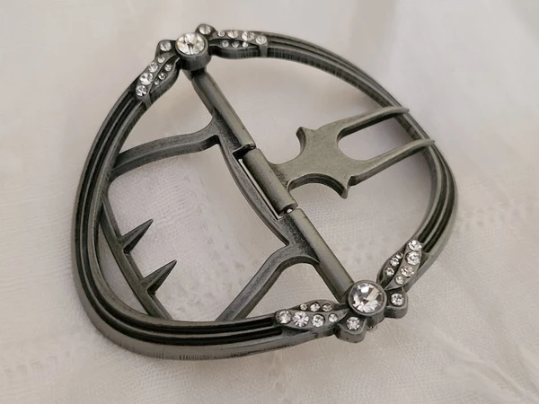 Boucle de chaussure, chapeau, reproduction du 18ème siècle. Boucle géorgienne.