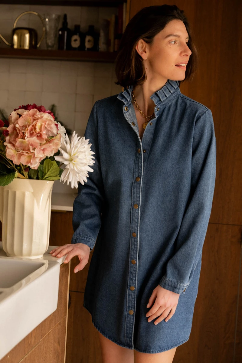 Robe En Denim Avec Un Col Montant - Bleu - Boutique Libertie