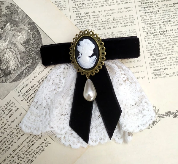 — etsy, cameo brooch