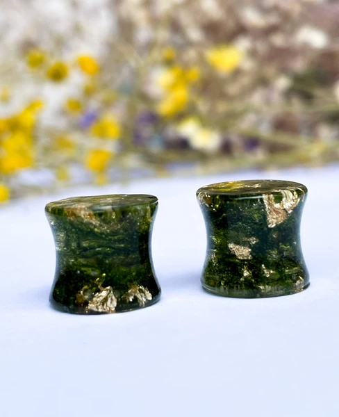 Moss plugs Moss tunnels Nature tunnels Real Plant plugs, Ear tunnels, Plant lovers, Gift for all, Forest Moss Gauges Lichen plugs Terrarium